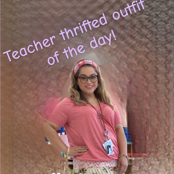 Meet your Posher, Monica - Picture 3 of 3